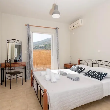 فيلة Estia Skala (Kefalonia)